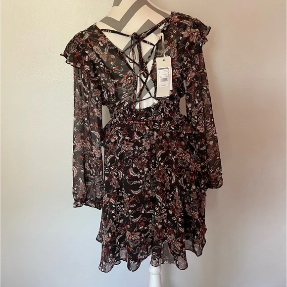 Miss Me Black & Fall Paisley Print Long Sleeve Mini Dress - Picture 3 of 4